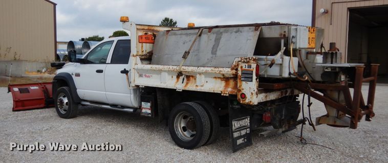 image for item KI9560 2009 Dodge Ram 5500 Heavy Duty  Quad Cab dump truck