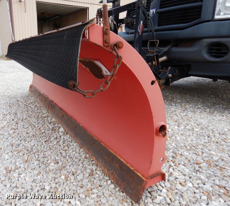 image for item KI9560 2009 Dodge Ram 5500 Heavy Duty  Quad Cab dump truck