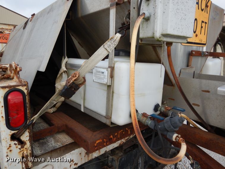 image for item KI9560 2009 Dodge Ram 5500 Heavy Duty  Quad Cab dump truck