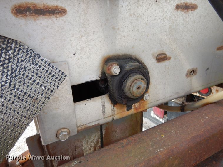 image for item KI9560 2009 Dodge Ram 5500 Heavy Duty  Quad Cab dump truck