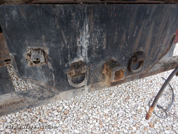 image for item KI9560 2009 Dodge Ram 5500 Heavy Duty  Quad Cab dump truck