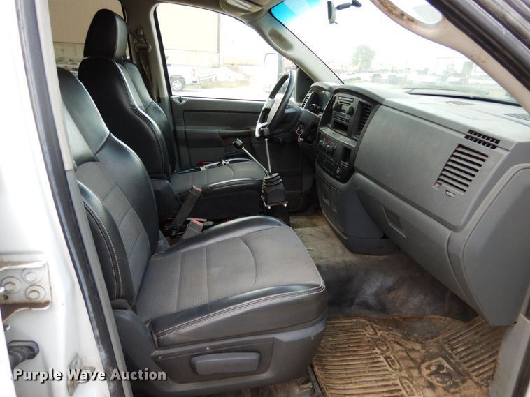 image for item KI9560 2009 Dodge Ram 5500 Heavy Duty  Quad Cab dump truck