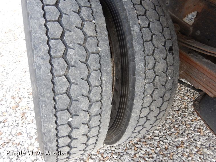 image for item KI9560 2009 Dodge Ram 5500 Heavy Duty  Quad Cab dump truck