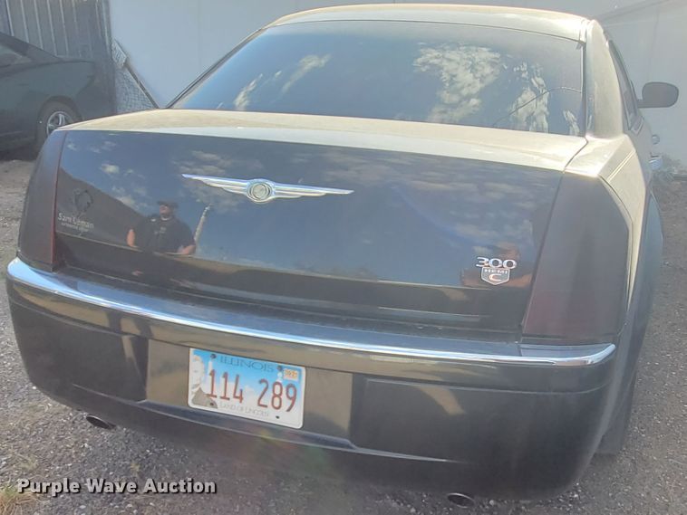 image for item KK9372 2006 Chrysler 300