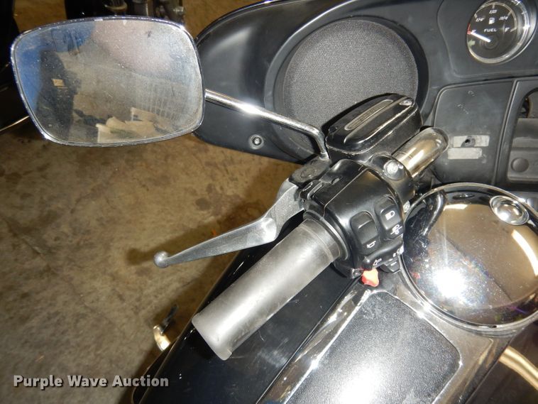 image for item KM9319 2015 Harley Davidson FLHTP  motorcycle