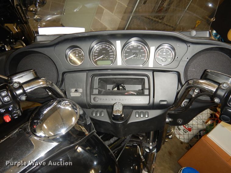 image for item KM9319 2015 Harley Davidson FLHTP  motorcycle