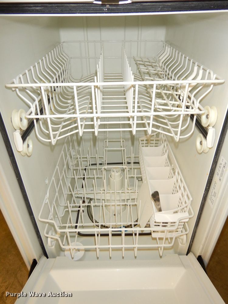 image for item KP9743 Frigidaire FFS251RSR0 dishwasher