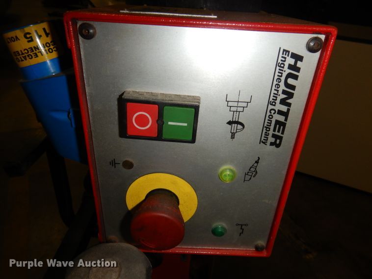 image for item KP9744 1998 Hunter OCL360 brake lathe