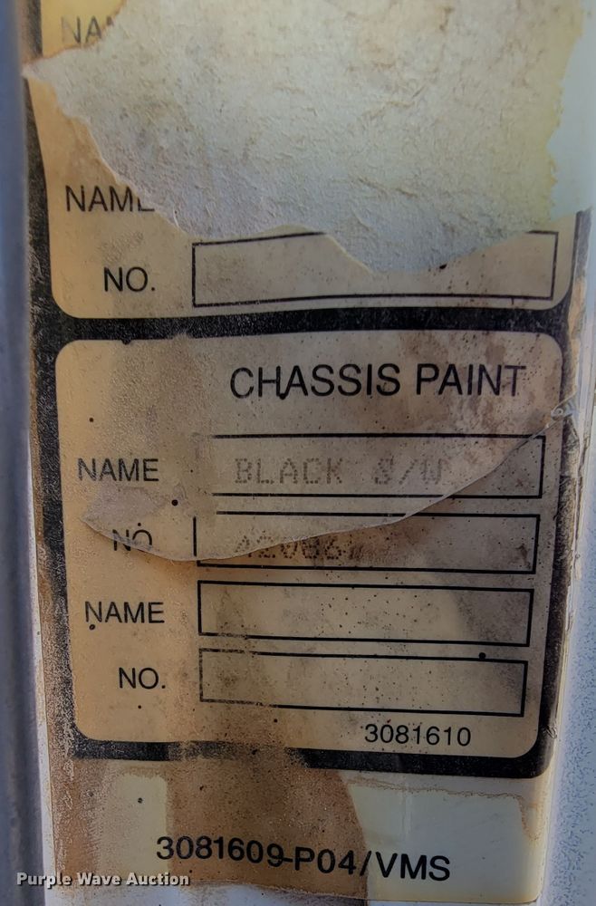 image for item KQ9215 1995 Volvo White GMC WG  vacuum truck