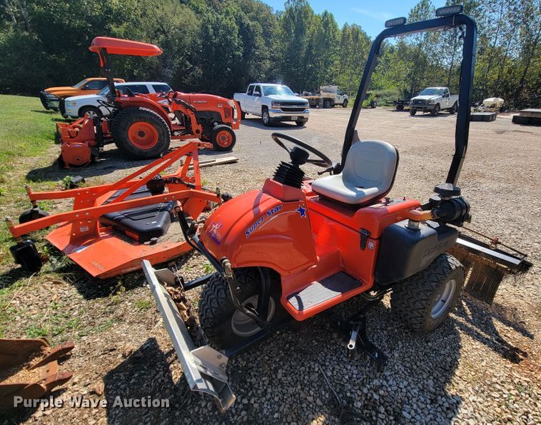 image for item KQ9216 Smithco  bunker rake