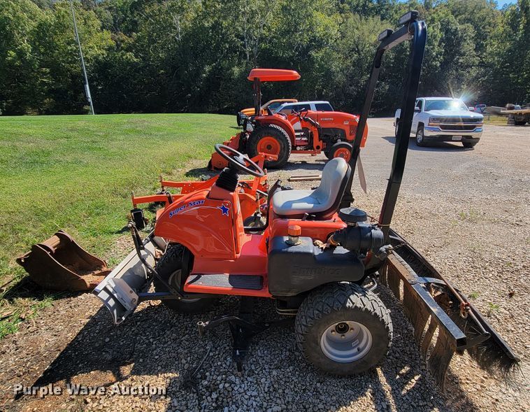 image for item KQ9216 Smithco  bunker rake