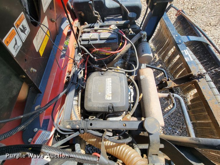 image for item KQ9216 Smithco  bunker rake