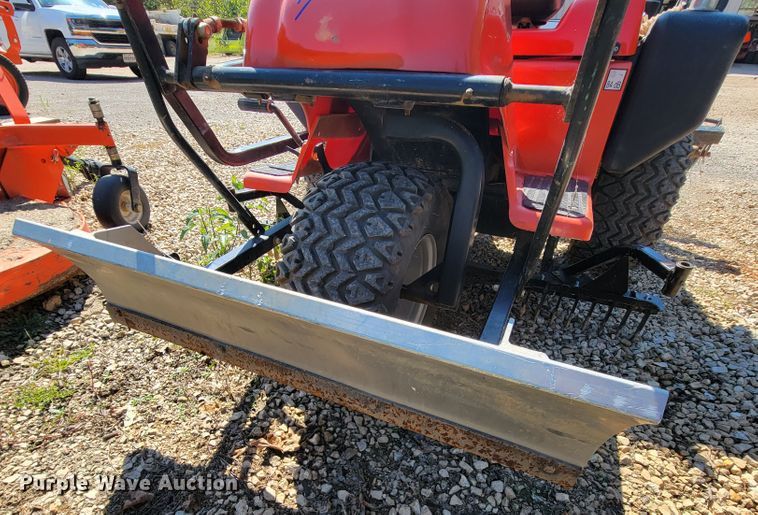 image for item KQ9216 Smithco  bunker rake