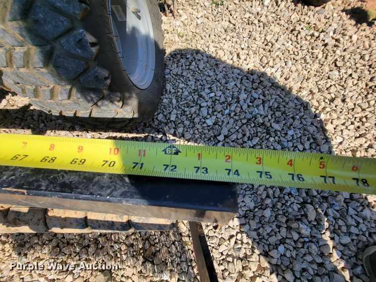 image for item KQ9216 Smithco  bunker rake