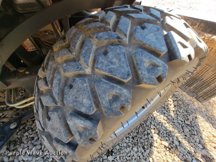 image for item KQ9216 Smithco  bunker rake