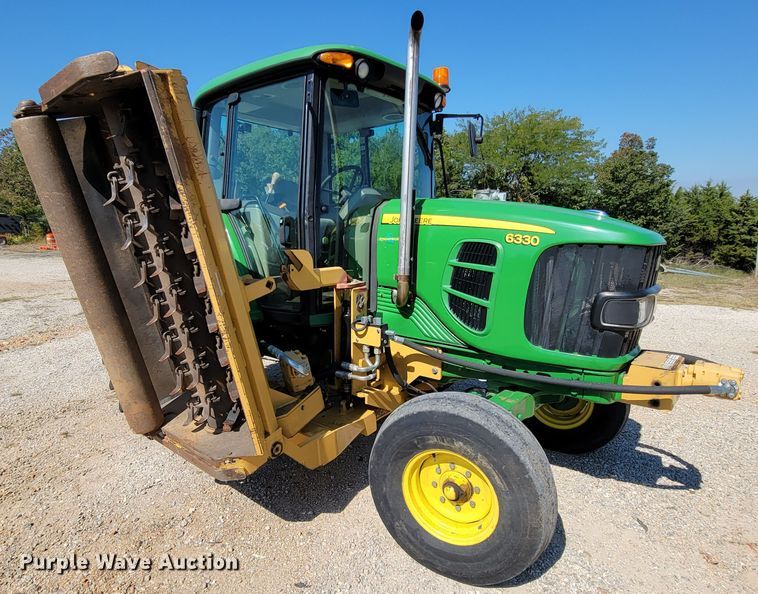 image for item KQ9217 2010 John Deere 6330  tractor