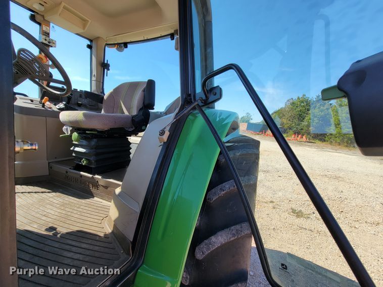 image for item KQ9217 2010 John Deere 6330  tractor