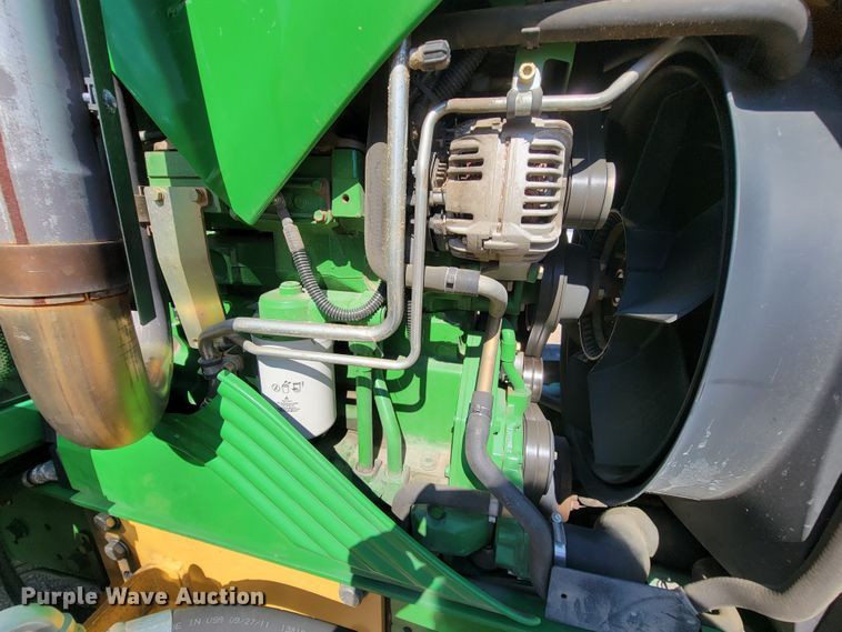 image for item KQ9217 2010 John Deere 6330  tractor