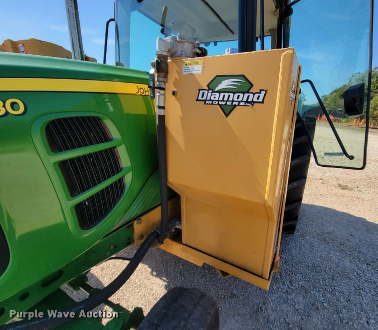 image for item KQ9217 2010 John Deere 6330  tractor