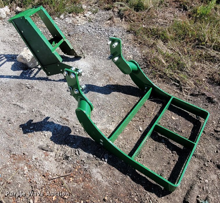 image for item KQ9217 2010 John Deere 6330  tractor