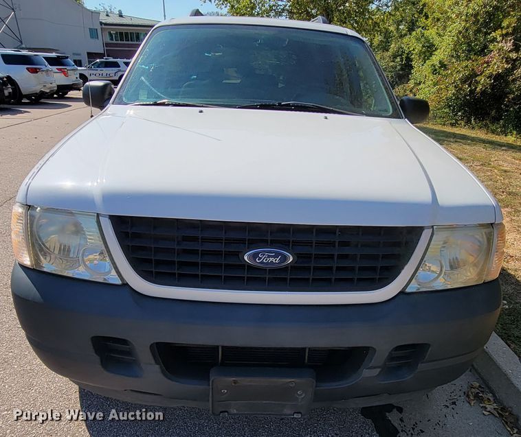 image for item KQ9219 2005 Ford Explorer  SUV