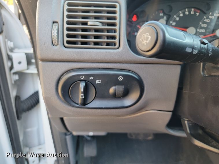 image for item KQ9219 2005 Ford Explorer  SUV