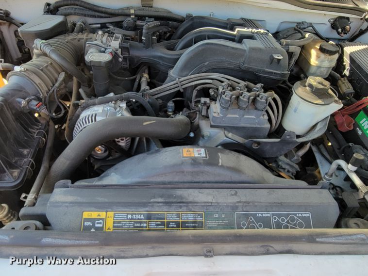 image for item KQ9219 2005 Ford Explorer  SUV