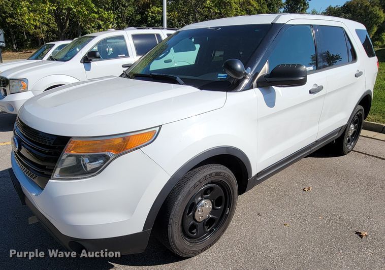 image for item KQ9221 2013 Ford Explorer Police  SUV
