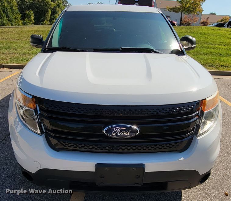 image for item KQ9221 2013 Ford Explorer Police  SUV
