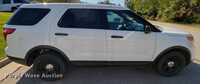 image for item KQ9221 2013 Ford Explorer Police  SUV