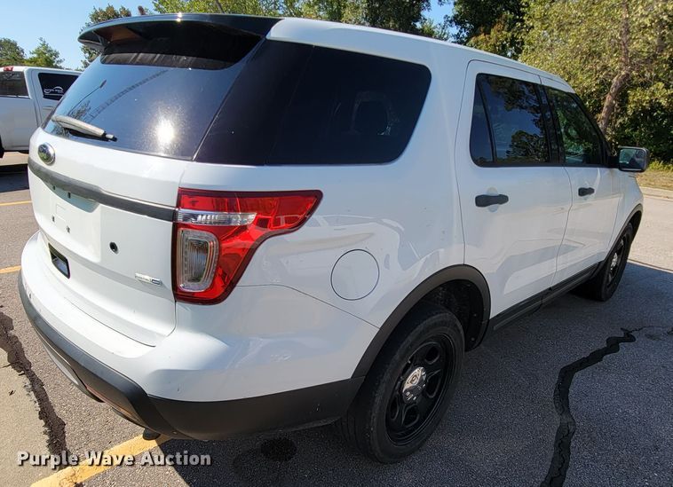 image for item KQ9221 2013 Ford Explorer Police  SUV