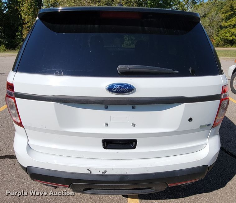 image for item KQ9221 2013 Ford Explorer Police  SUV