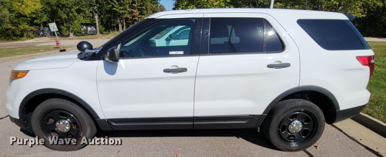 image for item KQ9221 2013 Ford Explorer Police  SUV