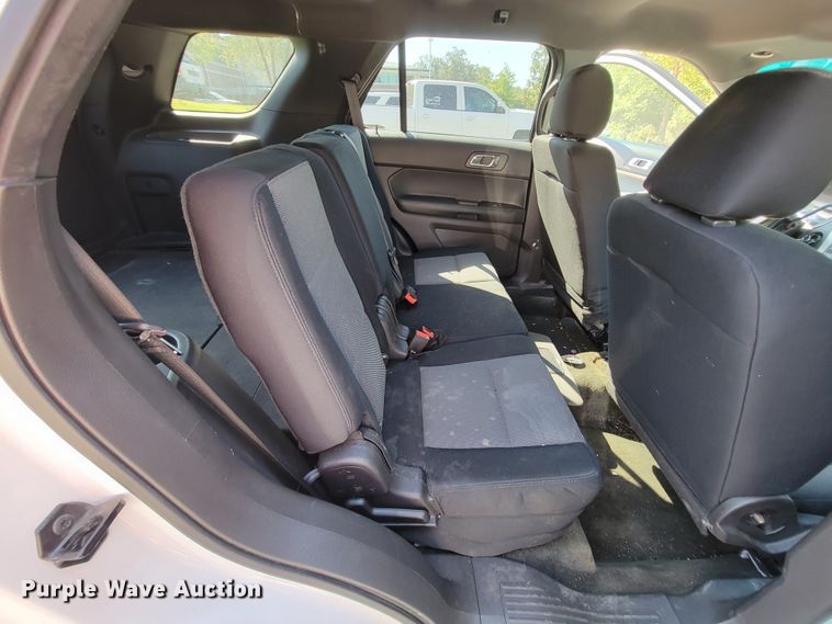 image for item KQ9221 2013 Ford Explorer Police  SUV