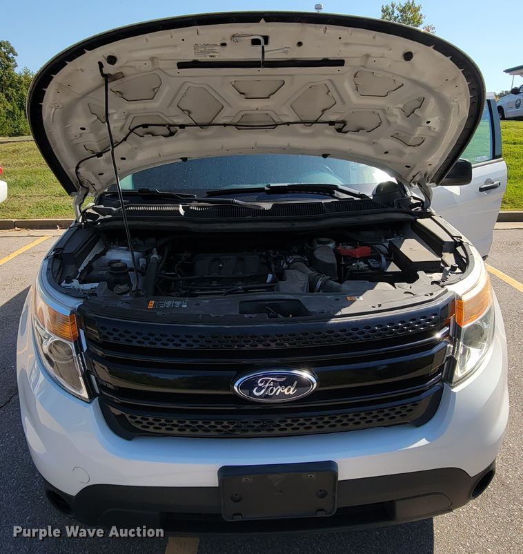 image for item KQ9221 2013 Ford Explorer Police  SUV