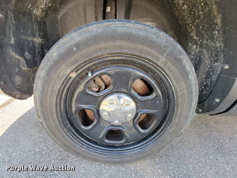 image for item KQ9221 2013 Ford Explorer Police  SUV