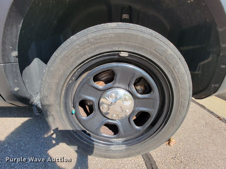 image for item KQ9221 2013 Ford Explorer Police  SUV