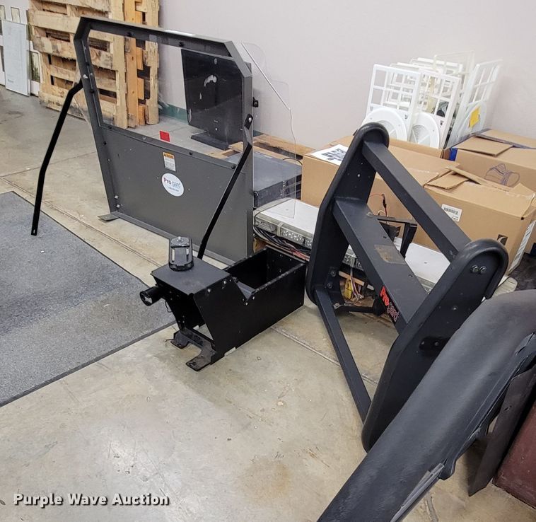 image for item KQ9222 Automotive equipment