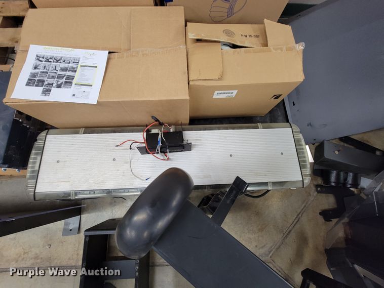 image for item KQ9222 Automotive equipment