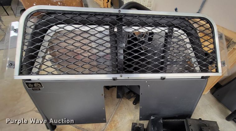 image for item KQ9223 Automotive equipment