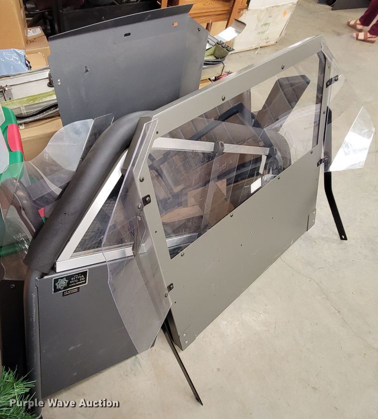 image for item KQ9224 Automotive equipment