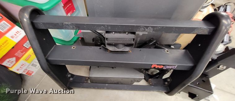 image for item KQ9224 Automotive equipment