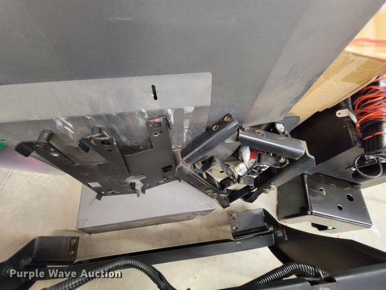 image for item KQ9224 Automotive equipment