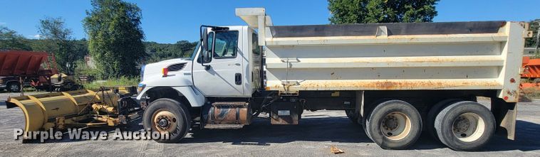 image for item KQ9239 2009 International WorkStar 7500  dump truck