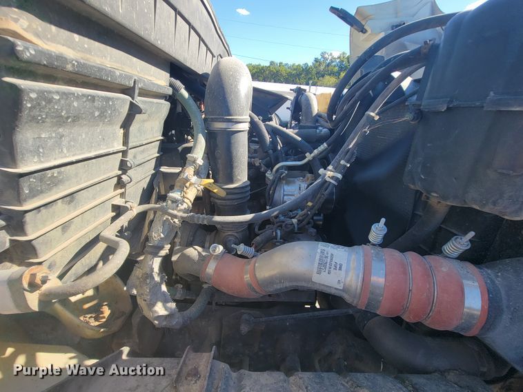 image for item KQ9239 2009 International WorkStar 7500  dump truck