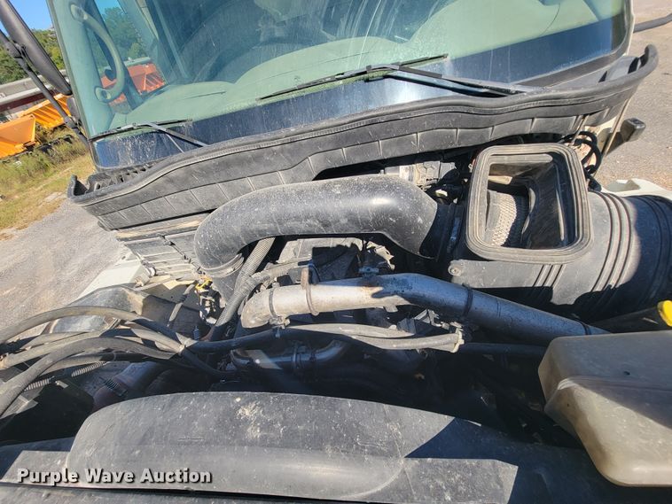 image for item KQ9239 2009 International WorkStar 7500  dump truck