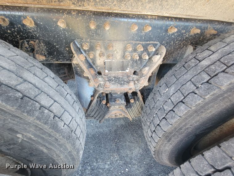 image for item KQ9239 2009 International WorkStar 7500  dump truck