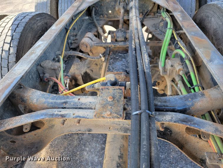 image for item KQ9239 2009 International WorkStar 7500  dump truck