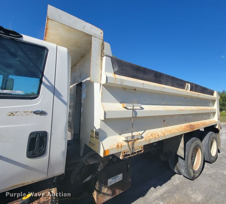 image for item KQ9239 2009 International WorkStar 7500  dump truck