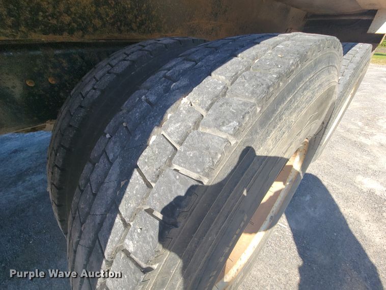 image for item KQ9239 2009 International WorkStar 7500  dump truck